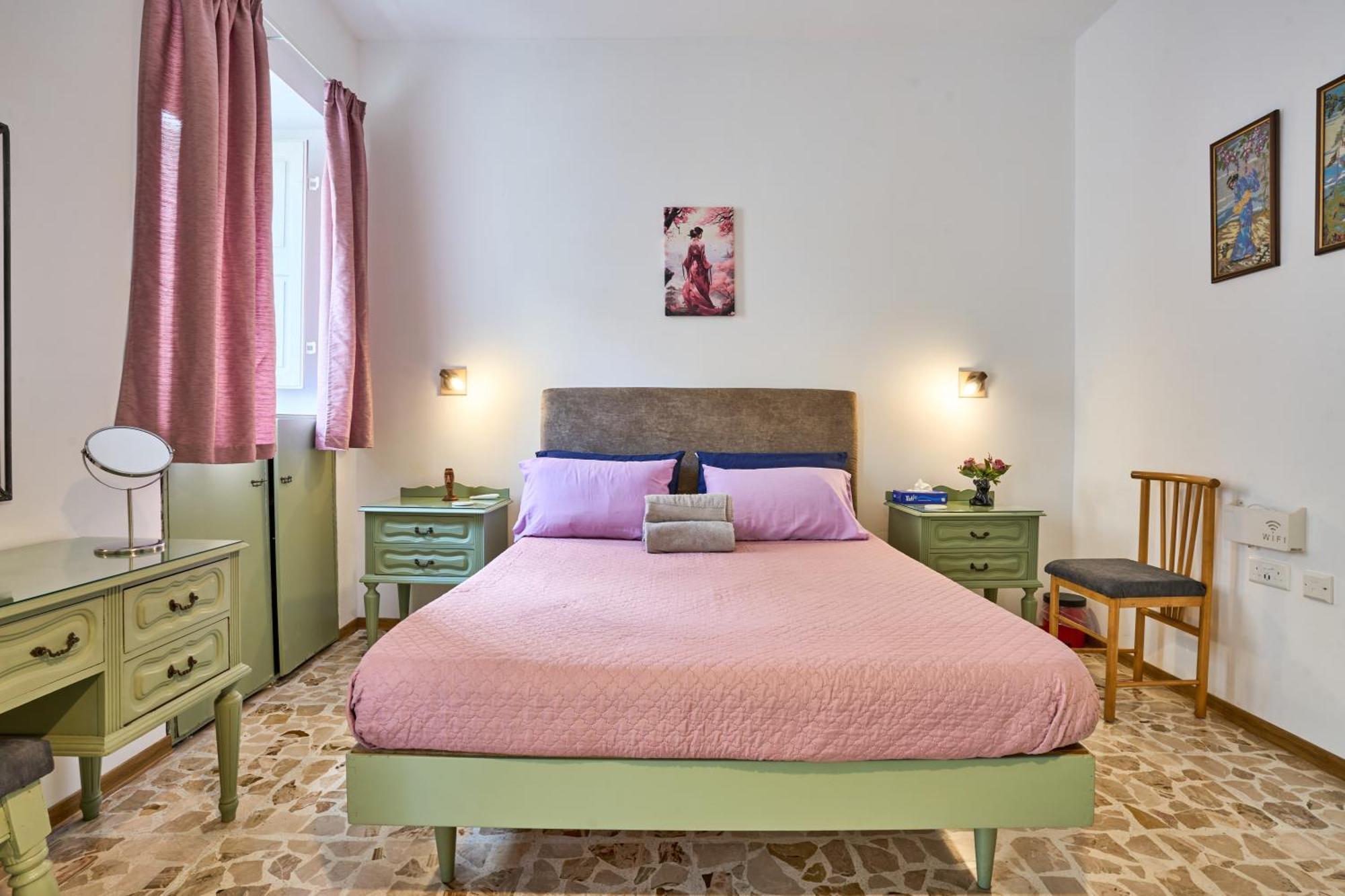 Appartement Ta' Nena In Floriana, 10 Minutes Away From Valletta *